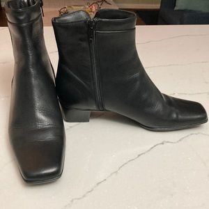 Women’s ankle boot